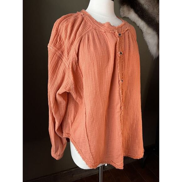 Free People Moving Mountains Oversized Shirt Long Sleeve Raw Hem Size Small - Picture 2 of 9